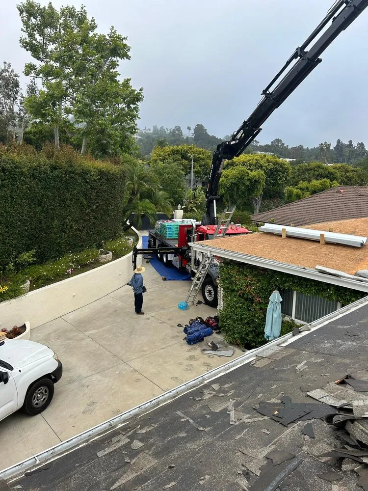 Slide of DO Roofing 770