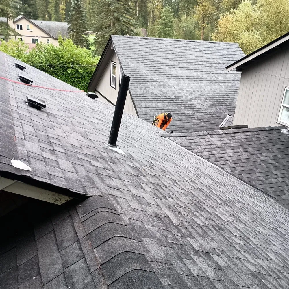 Slide of Dobro Roofing