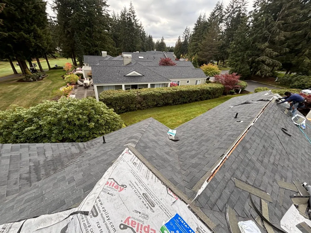 Slide of Dobro Roofing