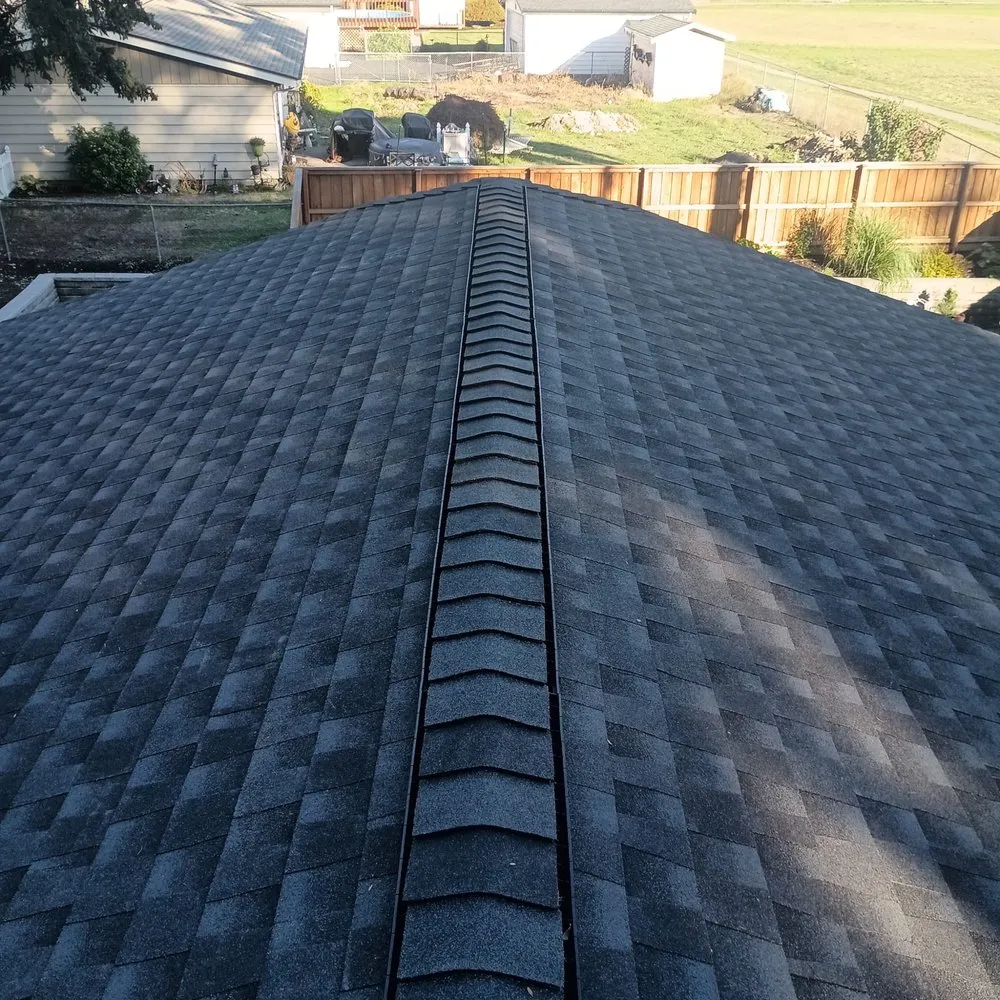 Slide of Dobro Roofing