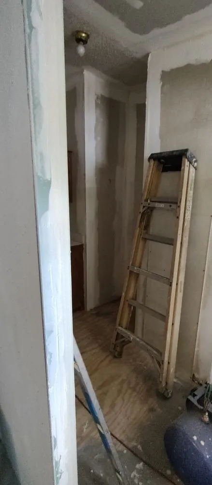 Slide of Dobson Home Improvement