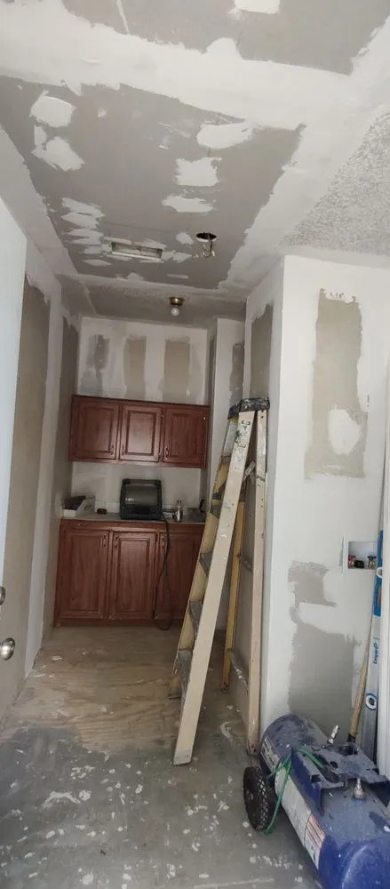 Slide of Dobson Home Improvement