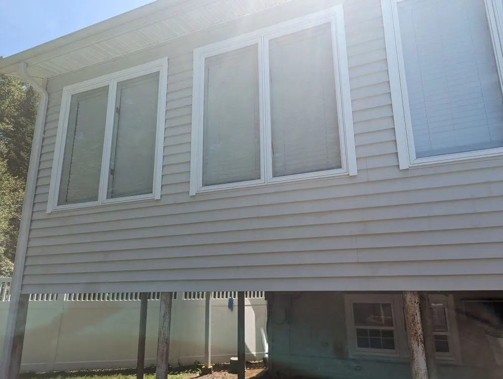 Slide of Doctor Roof N' Shine