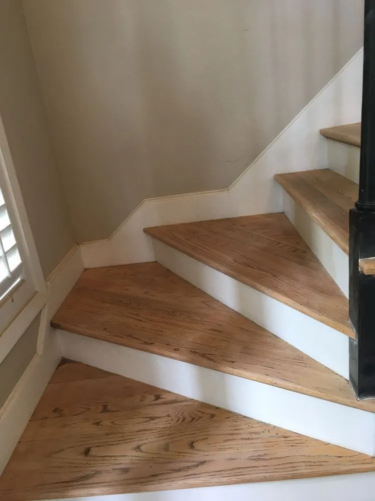 Slide of Domascieno Construction