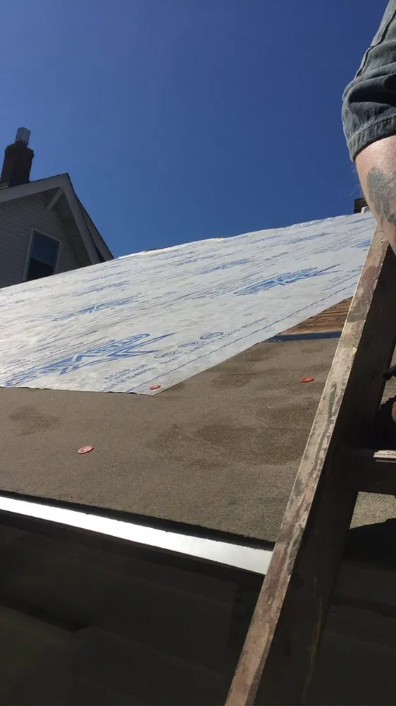 Slide of Domascieno Construction