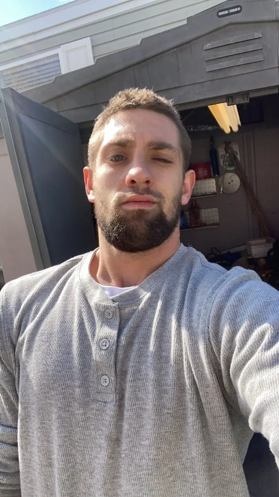 Slide of Domascieno Construction