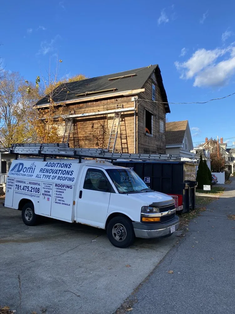 Slide of Domi Construction