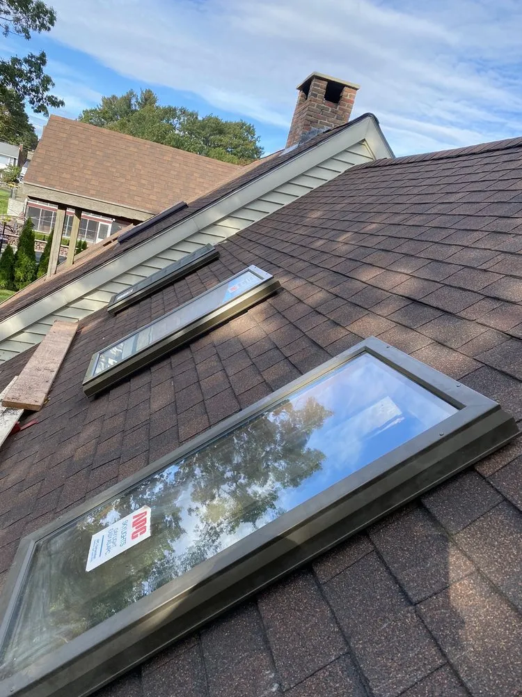 Slide of Domi Construction