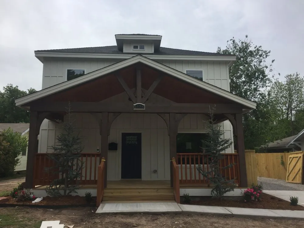 Slide of Dominguez Construction & Remodeling