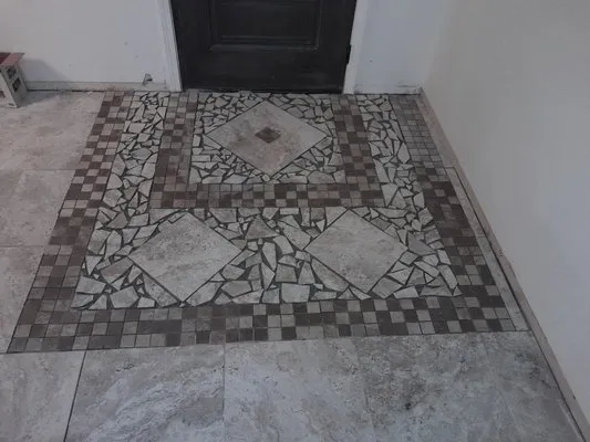 Dominguez Construction Logo