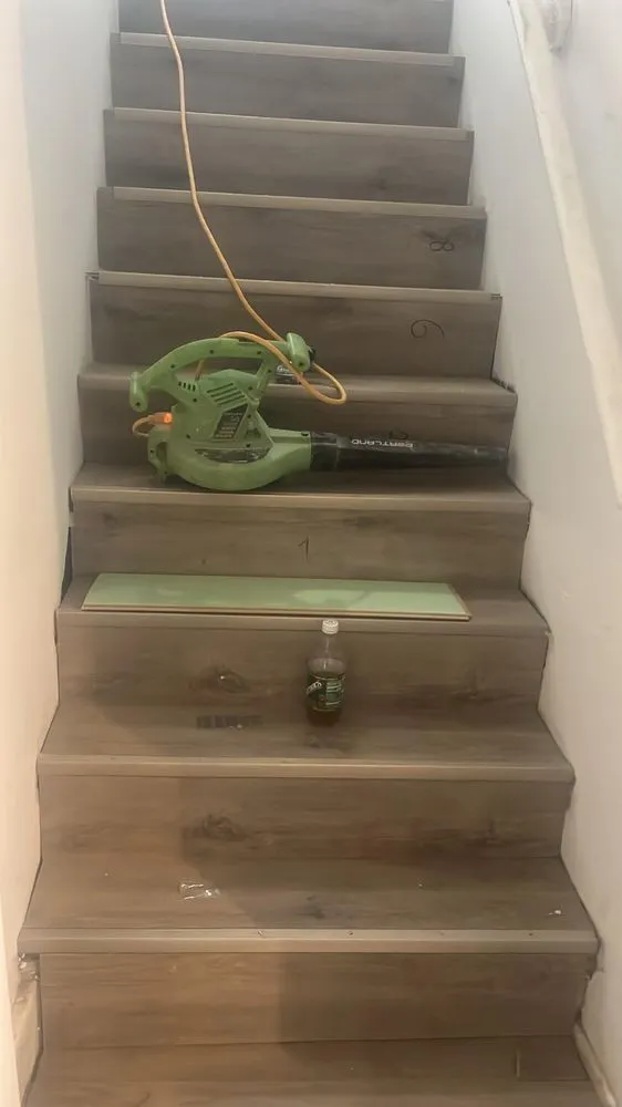 Slide of Domz Construction