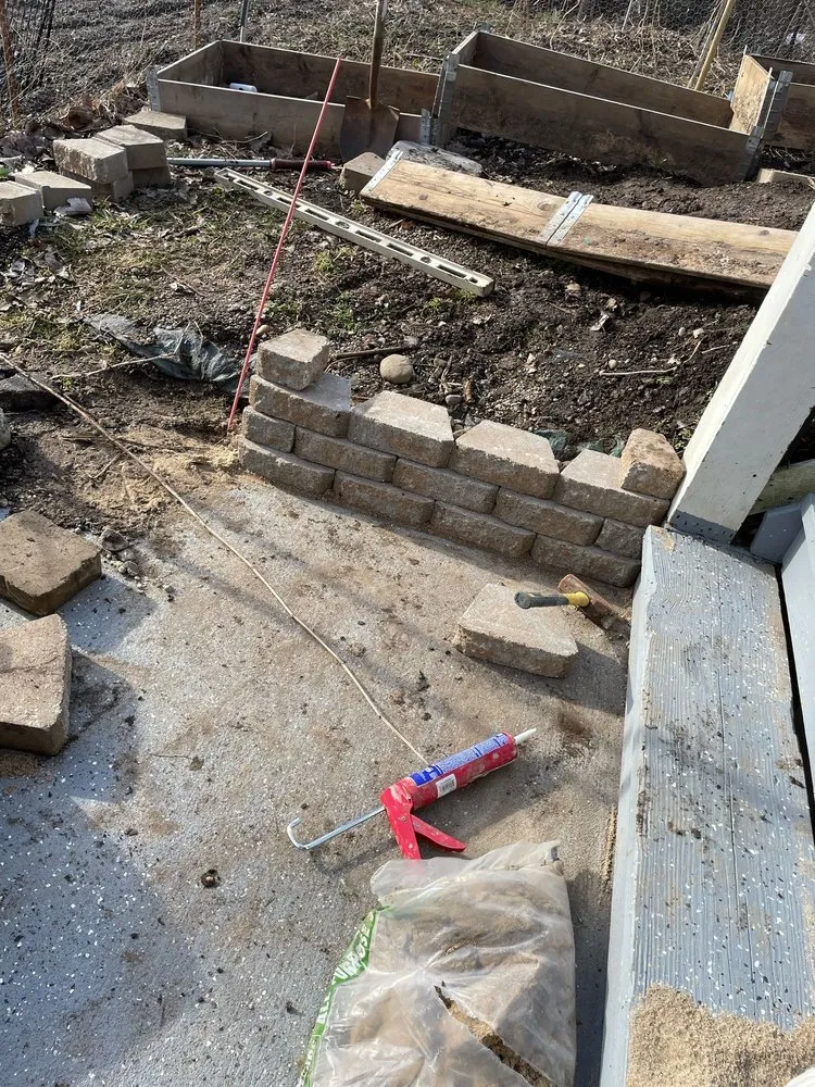 Slide of Domz Construction