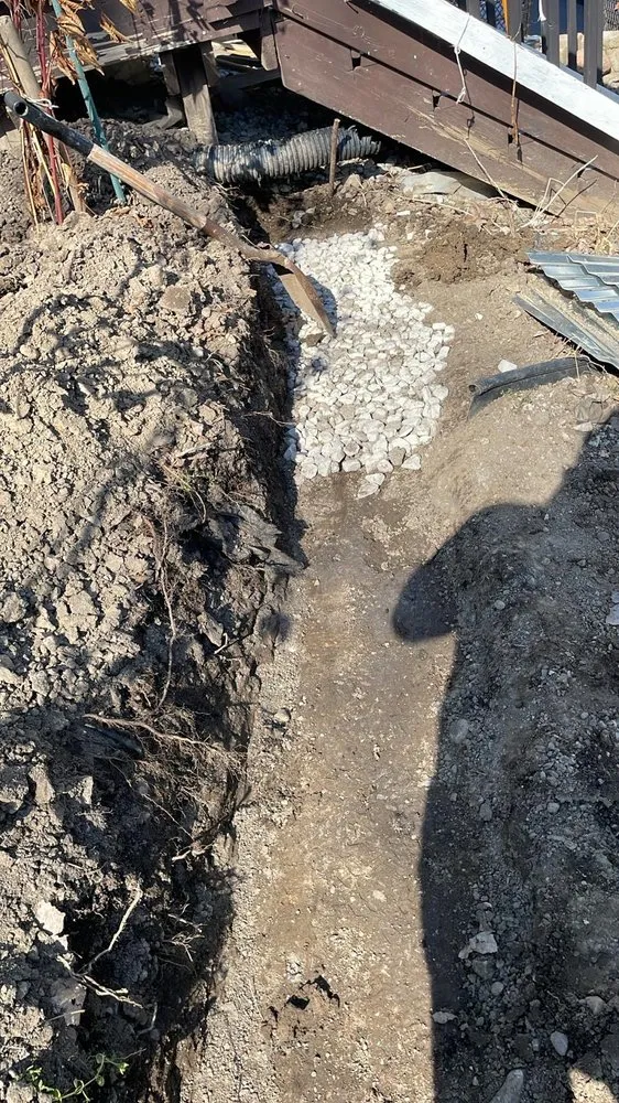 Slide of Domz Construction