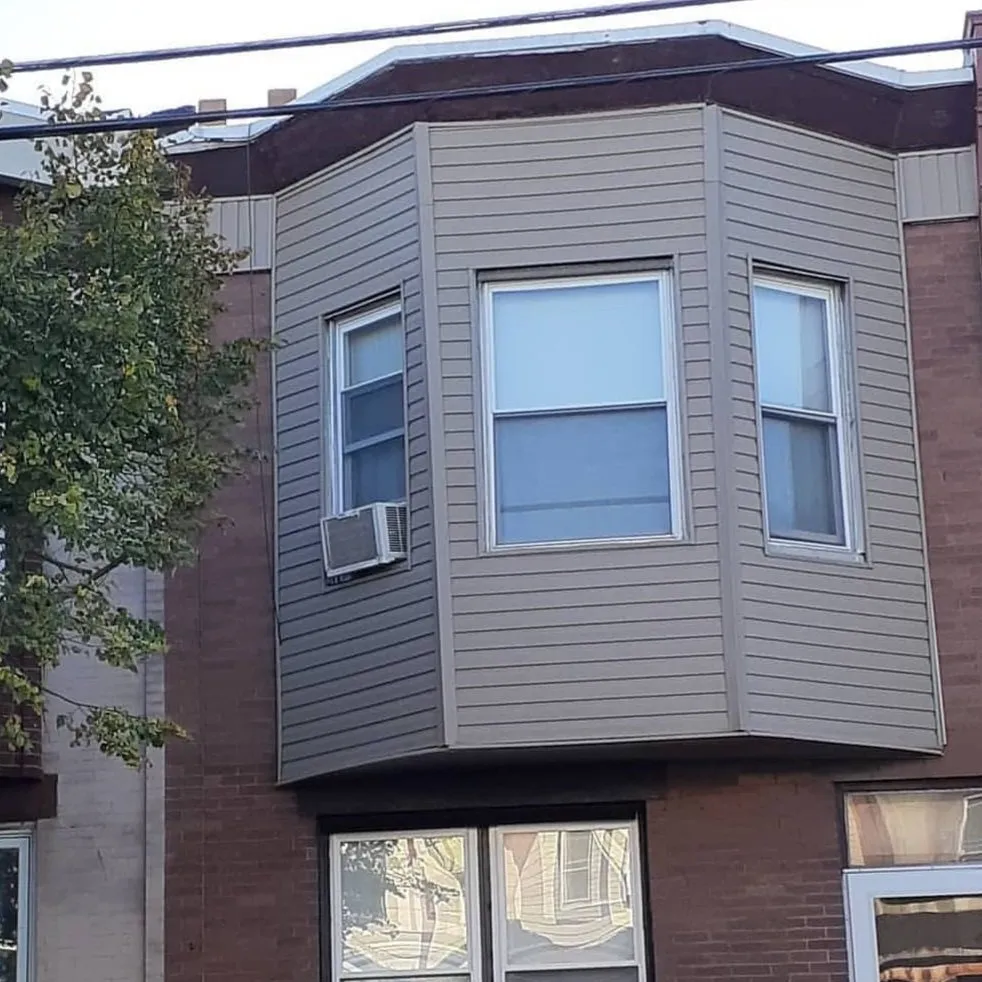 Slide of Don & Jon Roofing