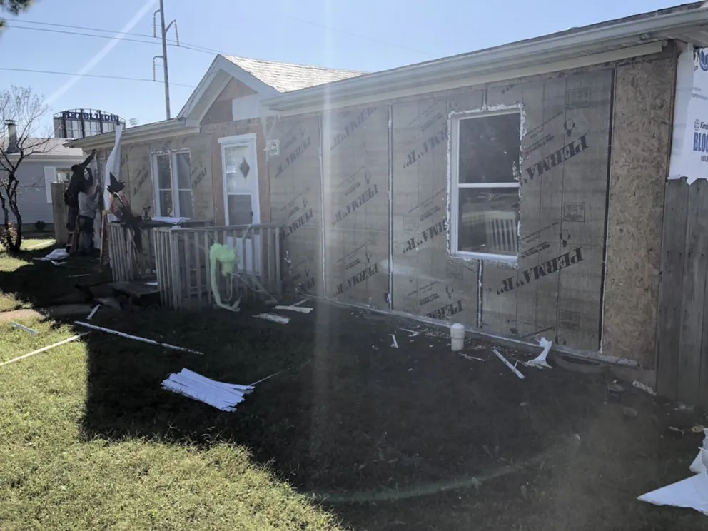 Slide of Don Roofing & Siding