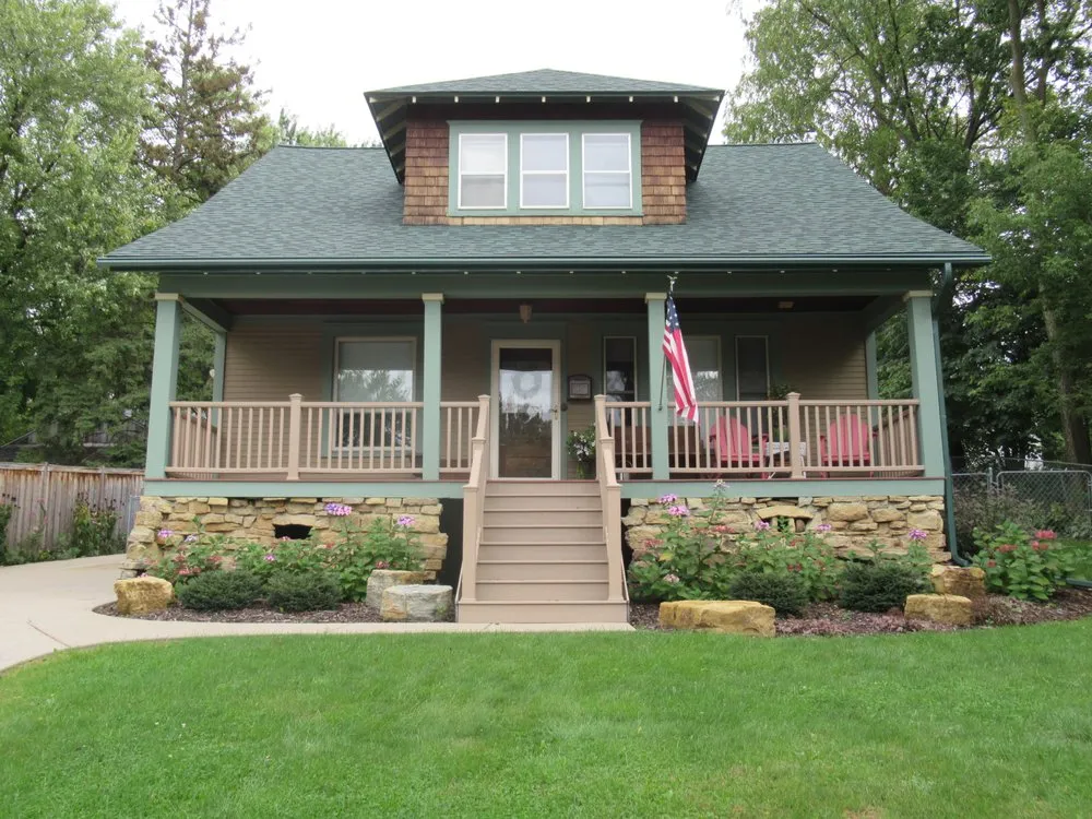 Slide of Donahue Roofing