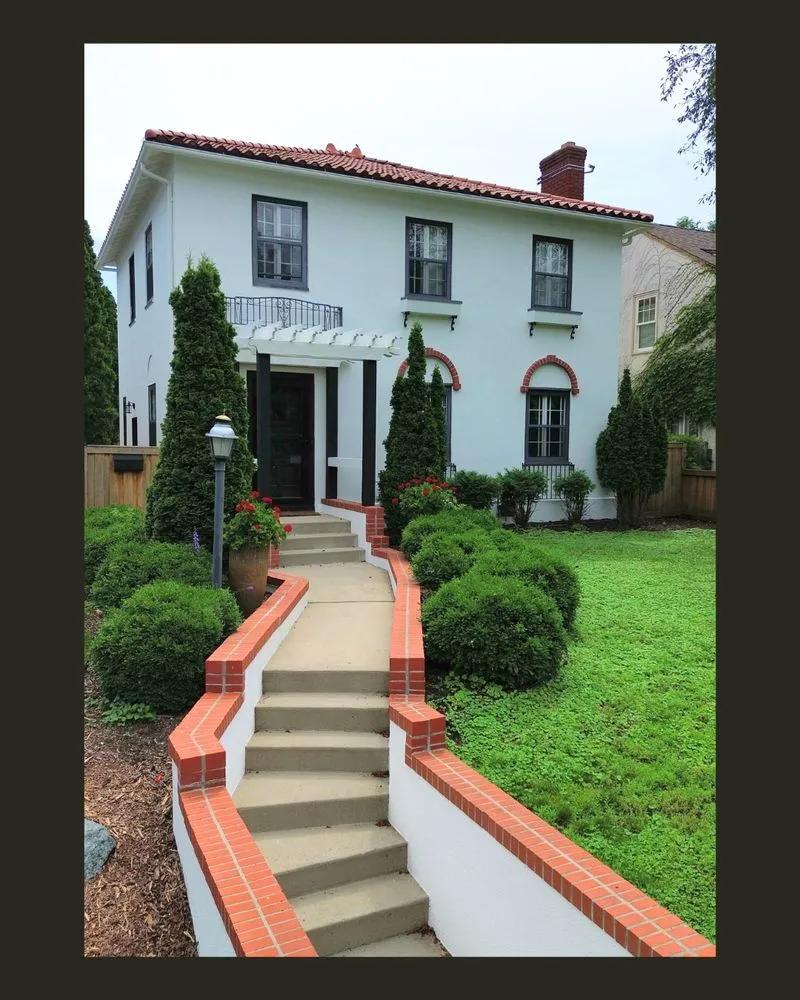 Slide of Donnelly Stucco & Exteriors