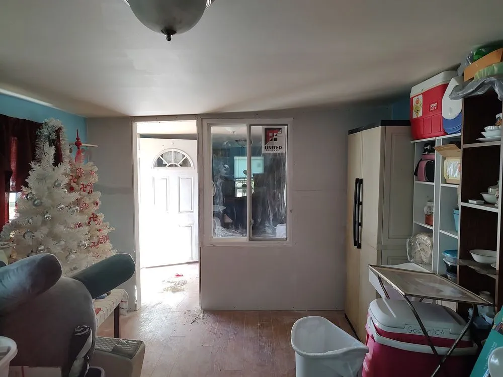 Slide of Donnie Handyman Service