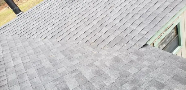 Donnie Long Roofing Logo