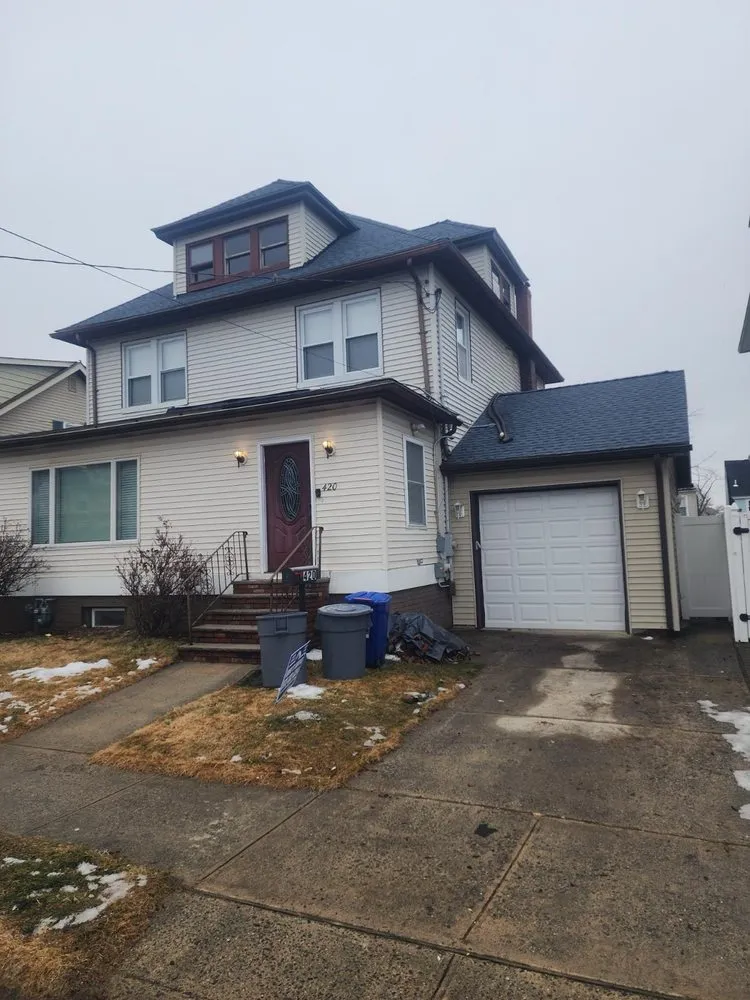 Slide of Donny's Home Improvement