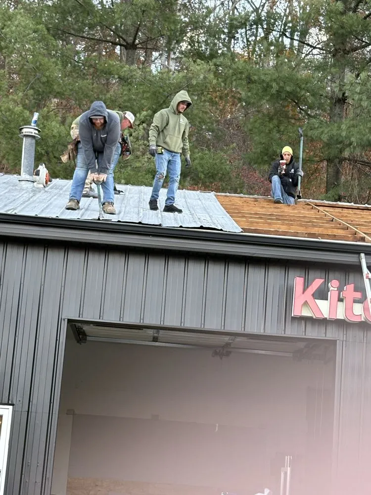 Emergency metal roofing installation experts serving Reedsville, OH - Dotson Roofing