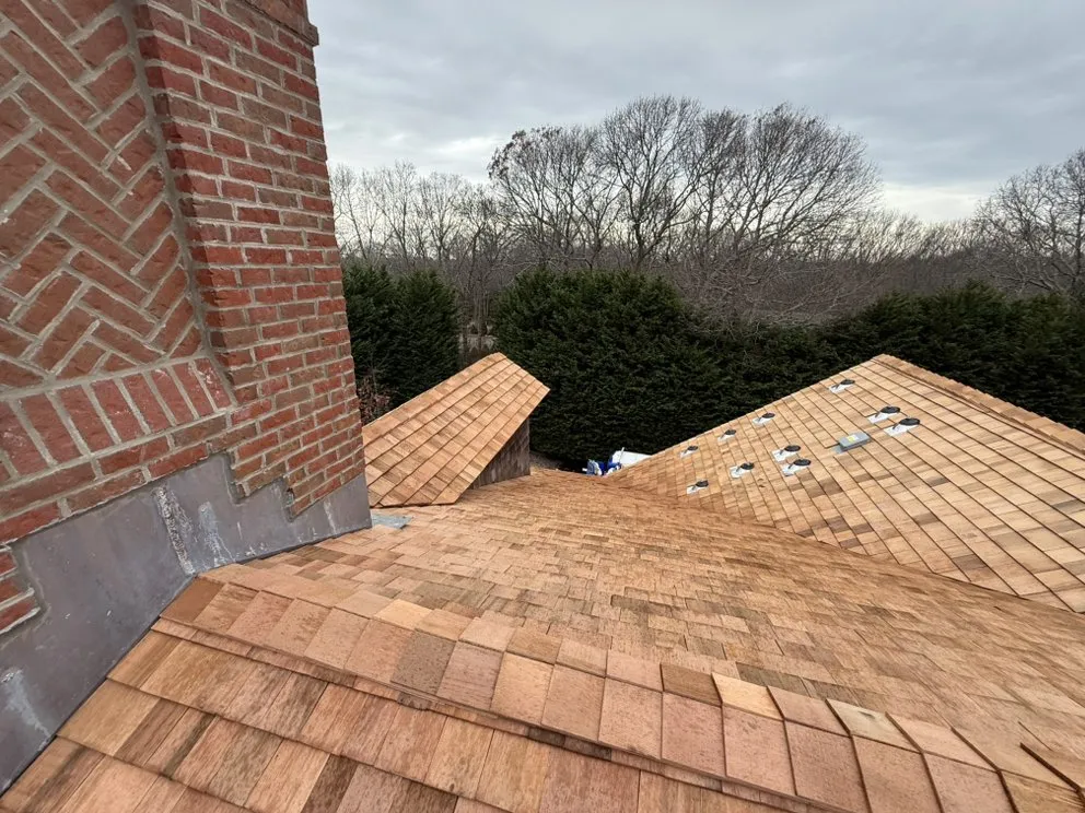 Expert roof installation for homes across Brokhaven, NY - Double a roofing and chimney