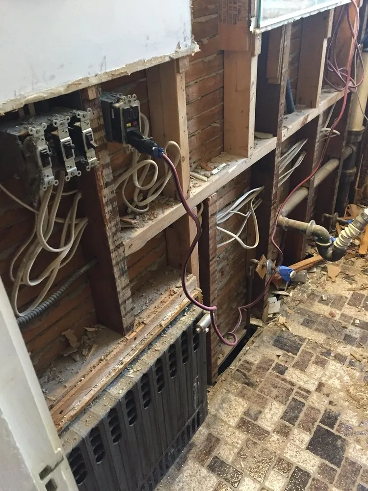 Slide of Double D Construction