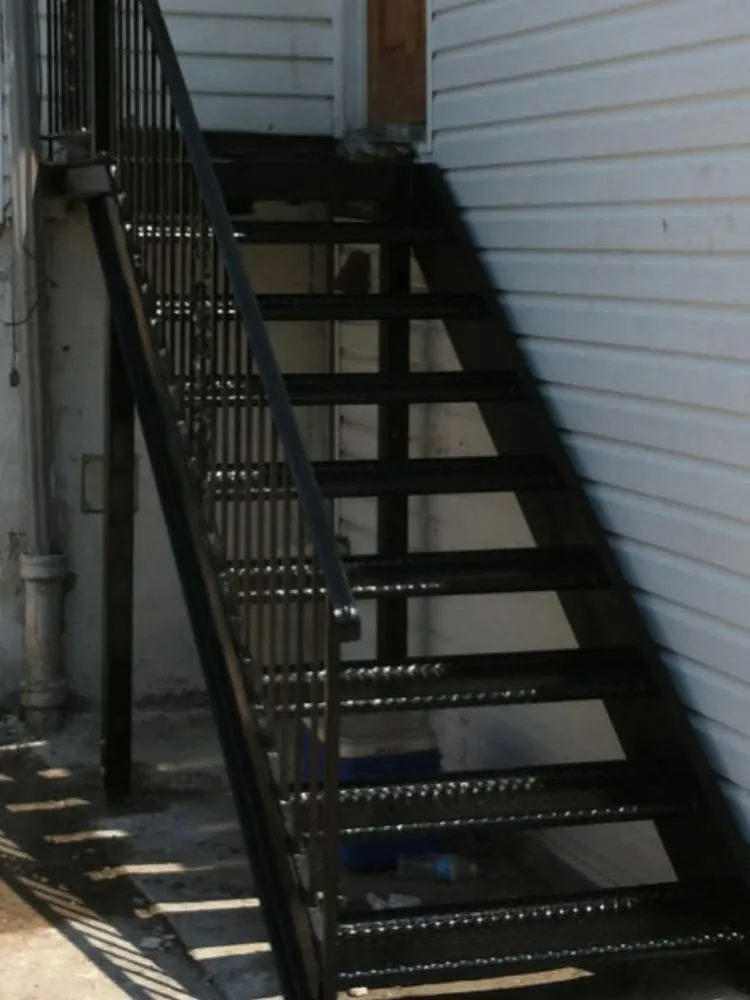 Slide of Double J Contracting