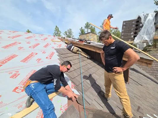 Double L Roofing Logo