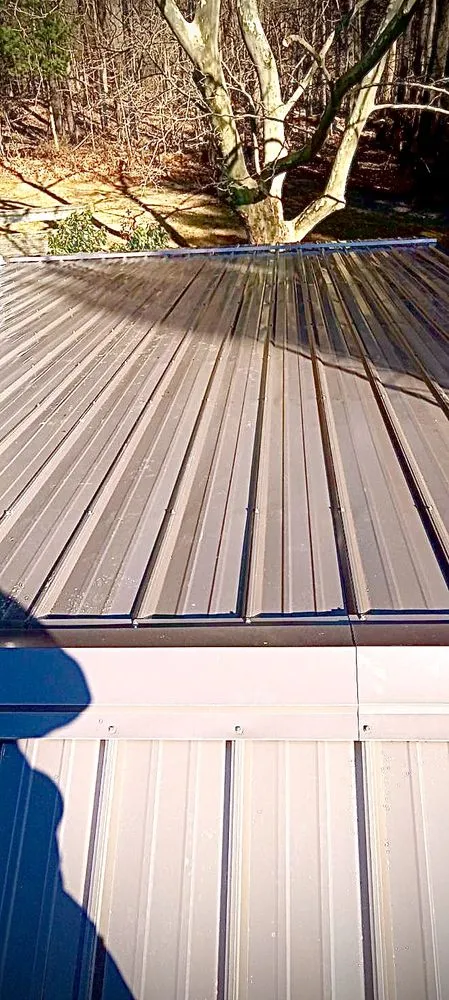 Local residential roofing service in Lawrence, MI by Double M Construction