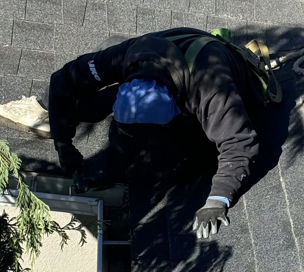 Slide of Double R Roofing