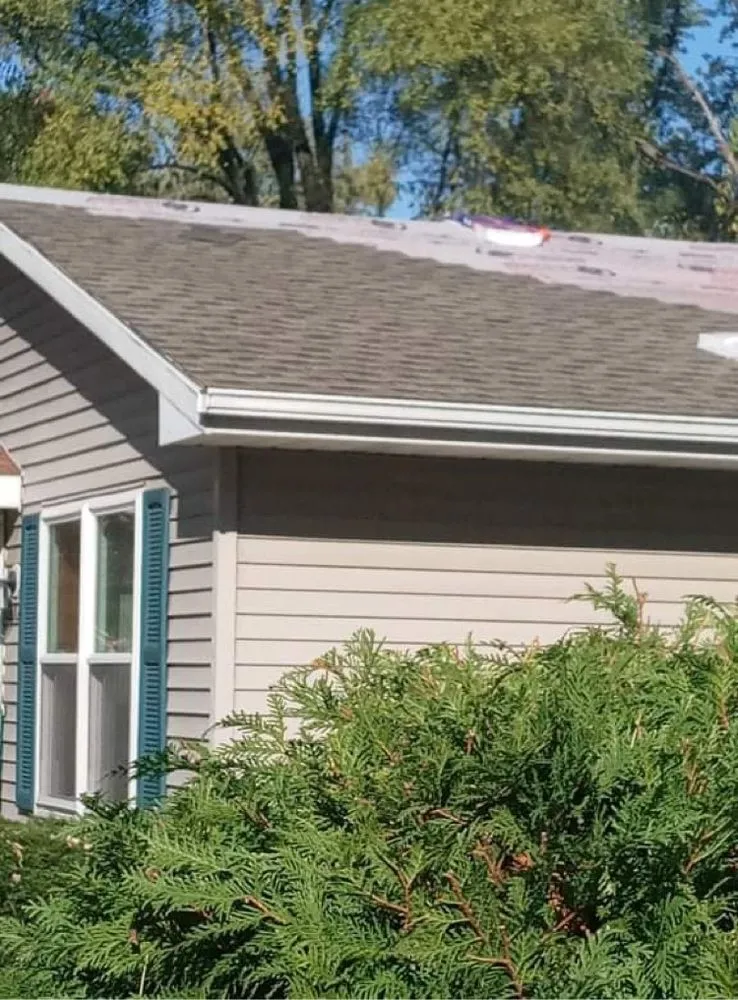 Slide of Double R Roofing