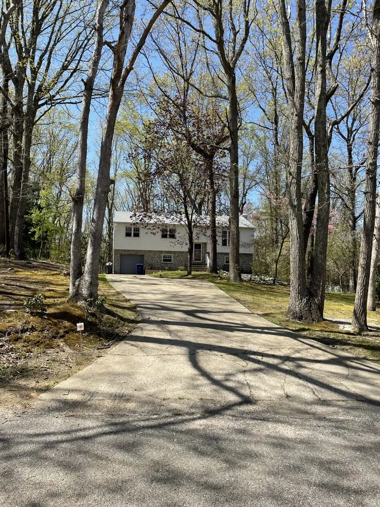 Slide of Dowell Construction