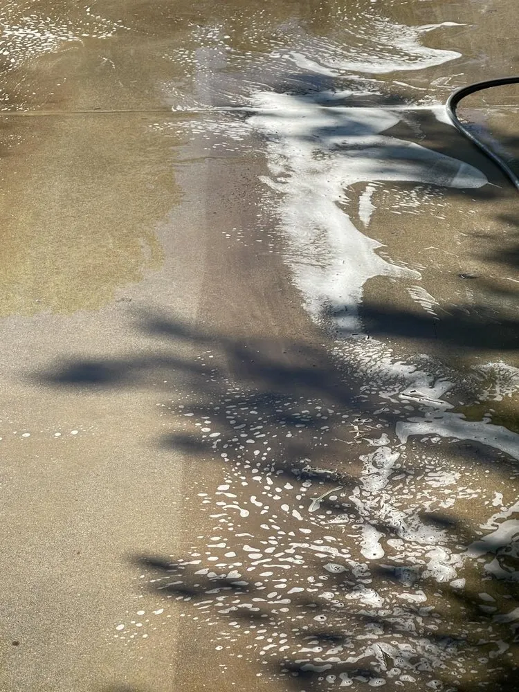 Slide of DP PowerWashing