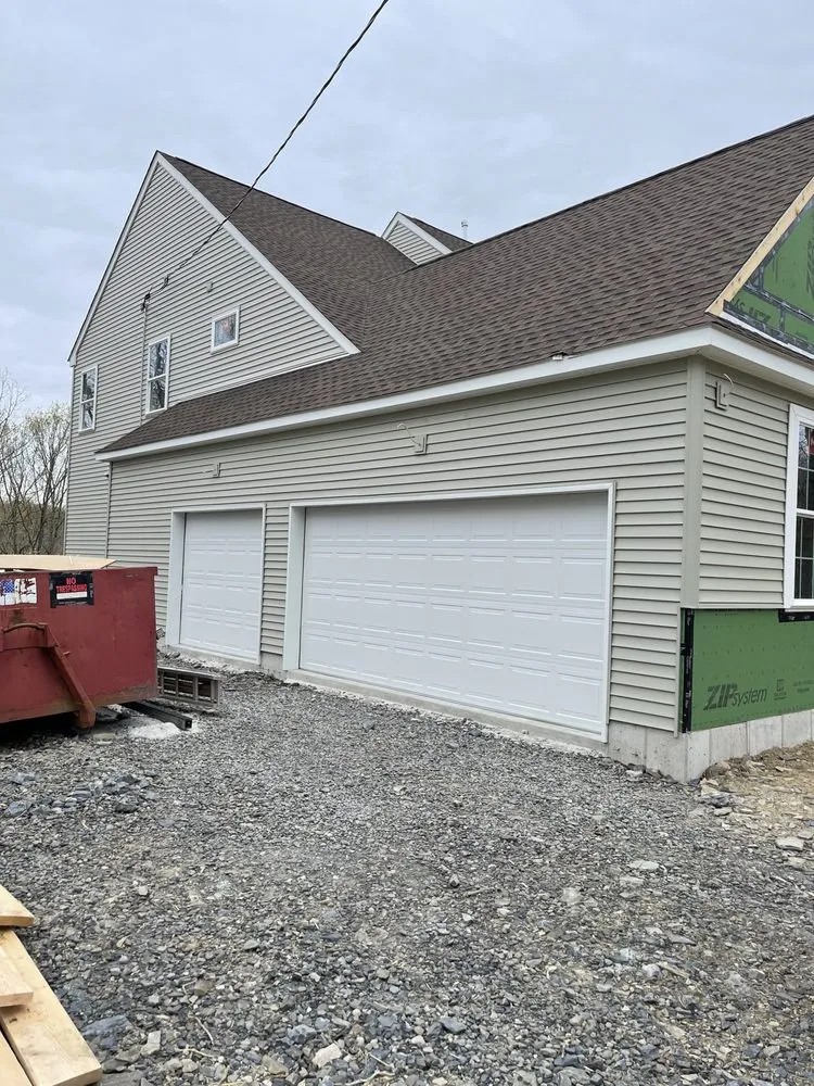 Local roof repair for fast service in Cresco, PA by DPL Contracting