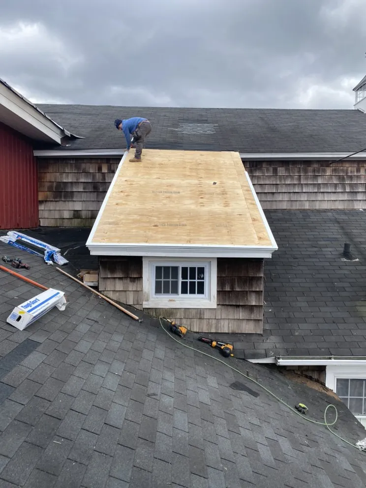 Slide of D&R General Contractor