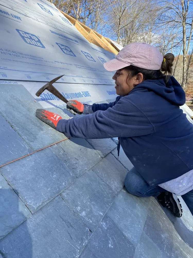 Slide of D&R General Contractor