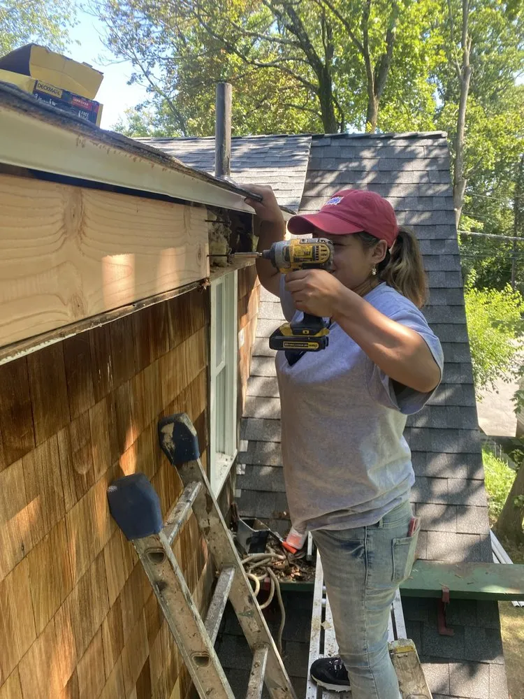 Slide of D&R General Contractor