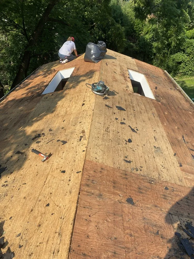 Slide of D&R General Contractor