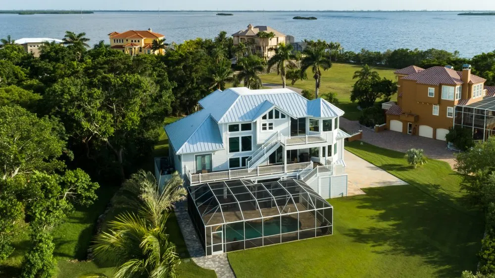 Slide of D.R. Martineau Roofing & Construction