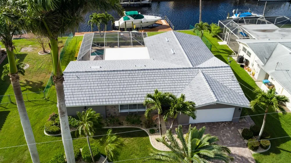 Slide of D.R. Martineau Roofing & Construction