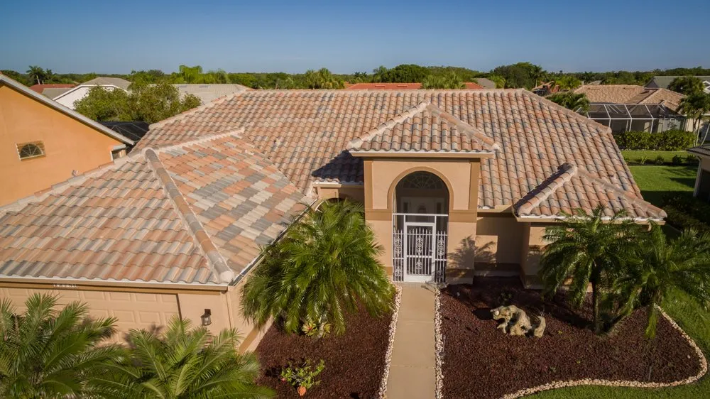 Slide of D.R. Martineau Roofing & Construction