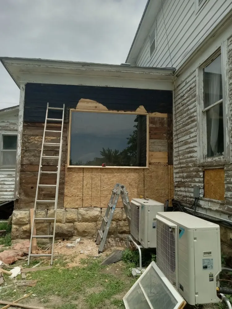 Emergency roof replacement near you across Strong City, KS - D&R Repair and Demo