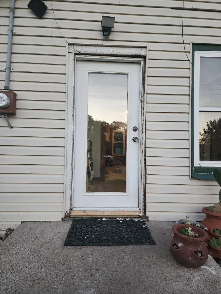 Emergency roof replacement with free inspection in Strong City, KS by D&R Repair and Demo
