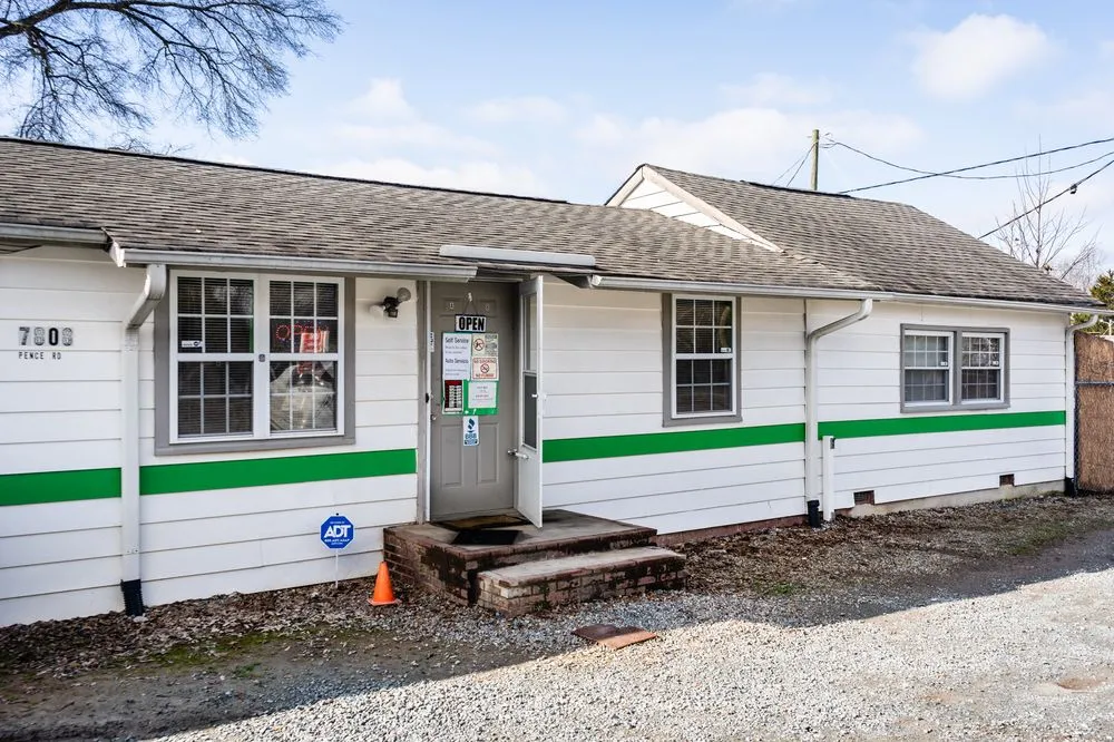 Slide of Dr Roof & Construction