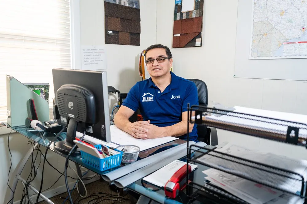 Slide of Dr Roof & Construction