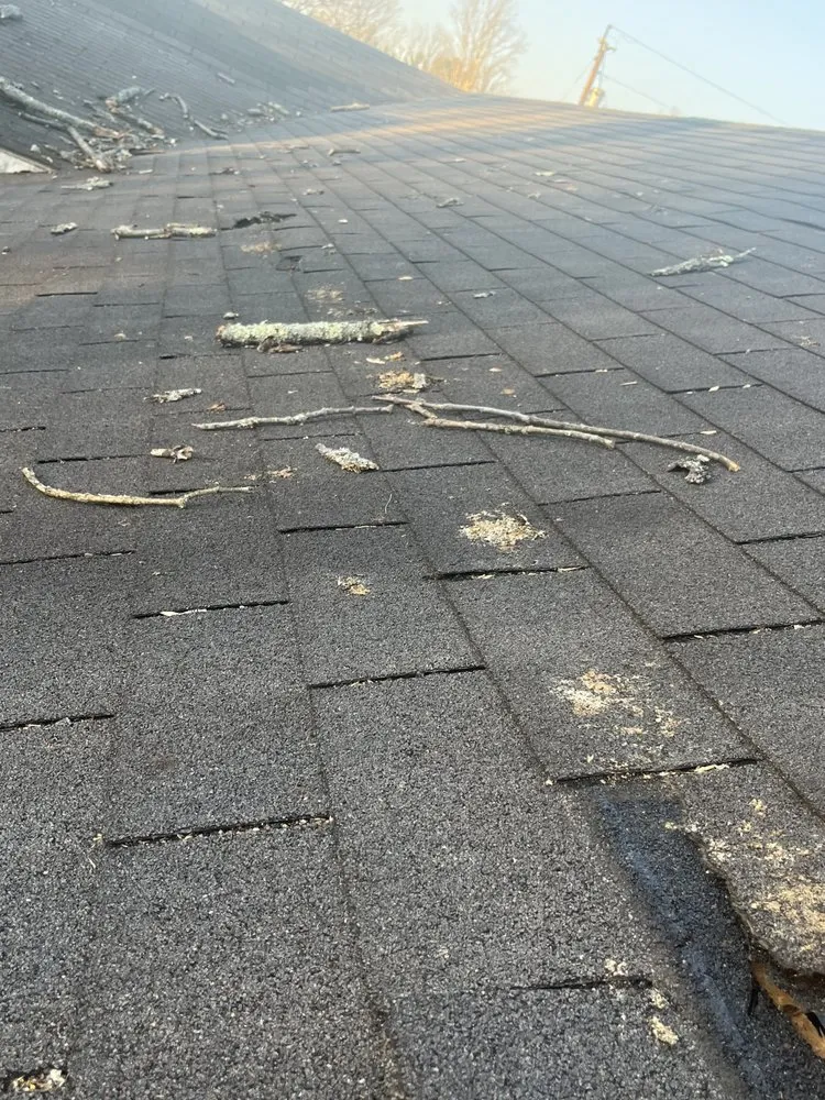 Slide of DR Roofing & Painting