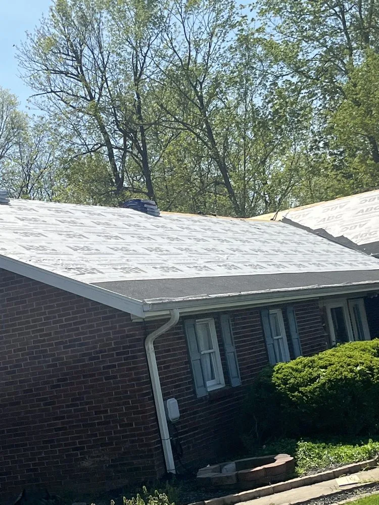 Slide of DR Roofing & Painting