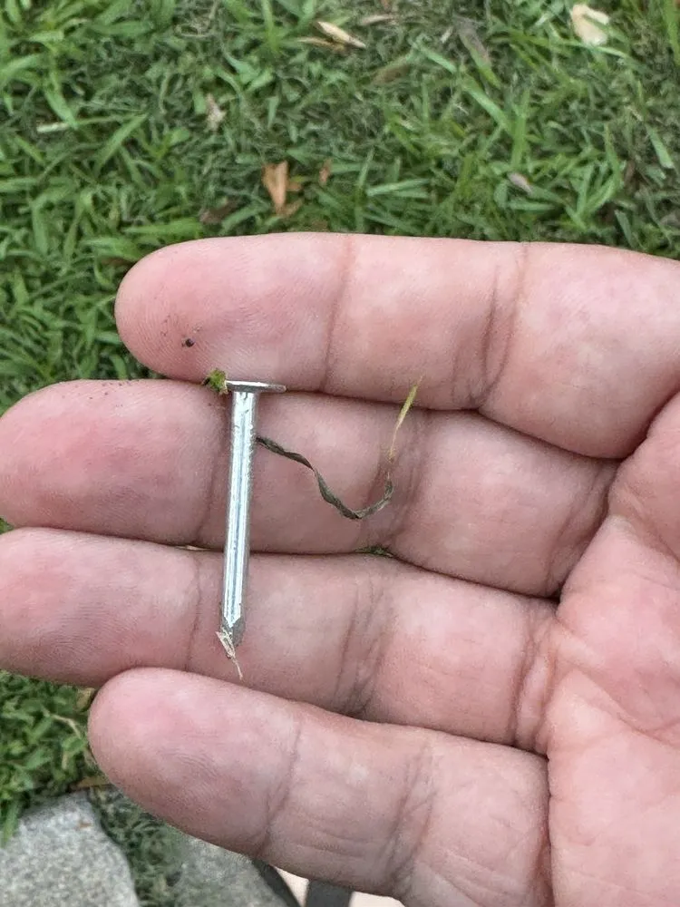 Slide of DR Roofing and Construction