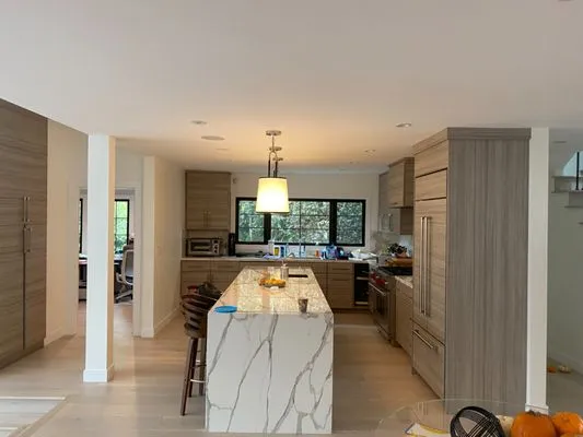 Dream Home Design & Build Logo